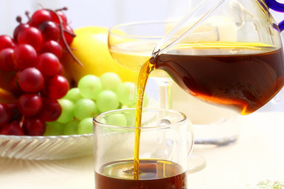 企鵝榨油機(jī)生產(chǎn)廠家談?wù)劜俗延蛢r(jià)格問(wèn)題(圖1)