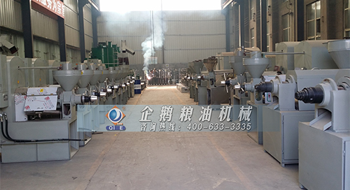 油料特性決定榨油機成套設(shè)備(圖1)